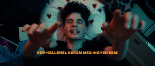 Music video thumbnail for LOLDZS - Ingyen Sem